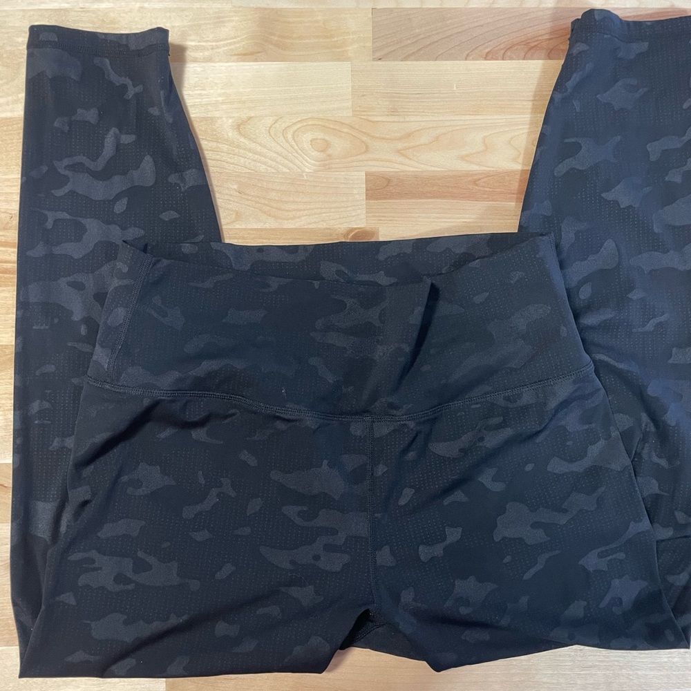 Zyia black battleship camo luxe